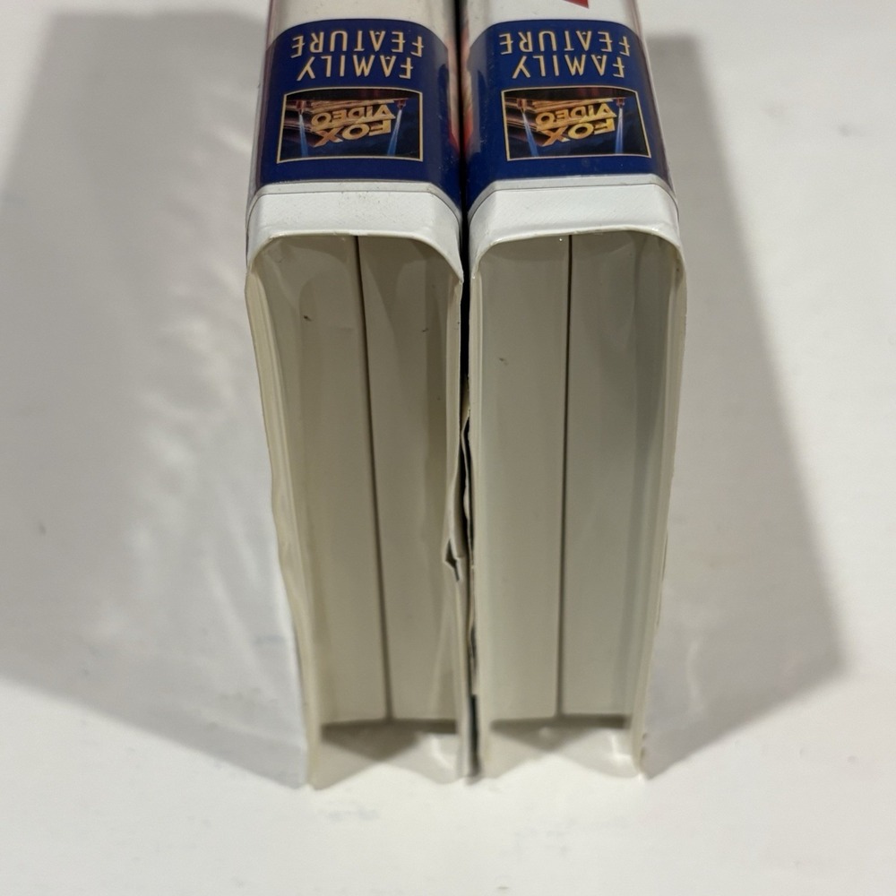 VHS Shirley Temple Lot Of 2 -Curly Top/Baby Take A Bow-Clamshell Case Tested - Picture 10 of 10